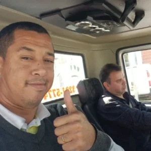 O Curso de Instrutor de trânsito é para capacitar e atuar no processo de formação, atualização, qualificação e reciclagem de condutores de veículos automotores e elétricos.